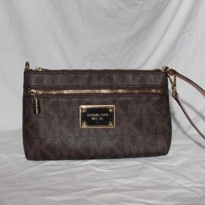 Michael Kors wristlet
